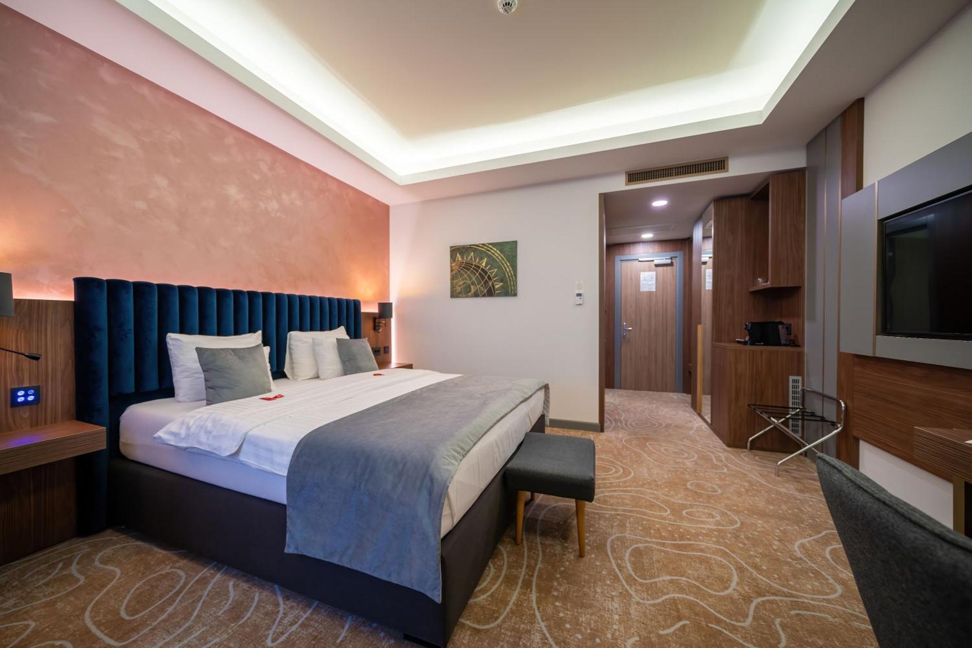 Atlas Hotel Timisoara Exterior foto