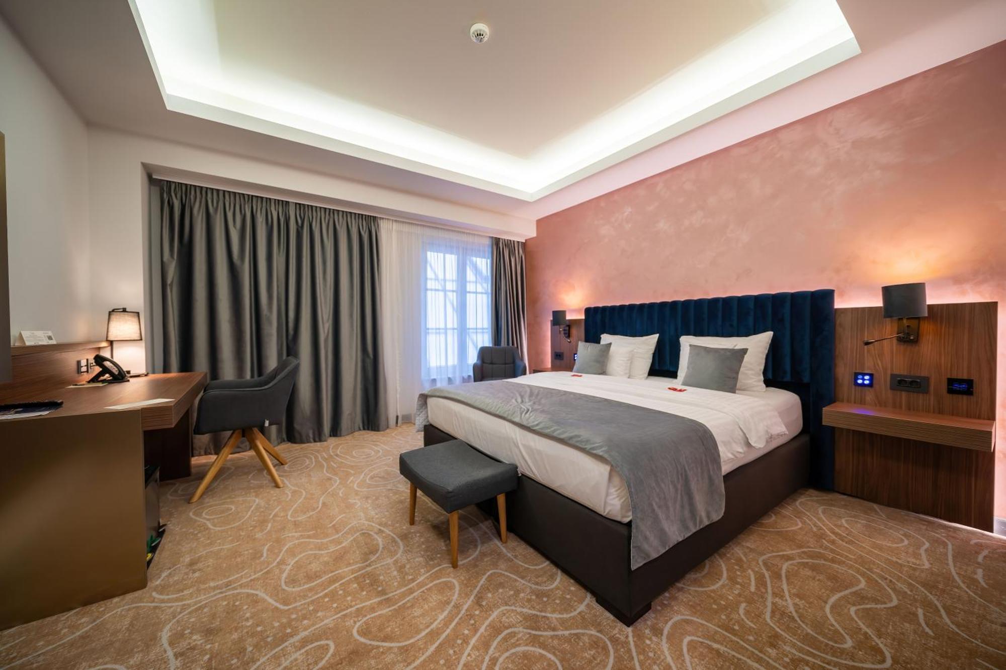 Atlas Hotel Timisoara Exterior foto
